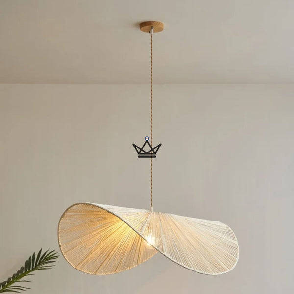 Suspension FOLIA — Rotin Tressé Main, Forme Feuille, Blanc Cassé / D40cm x H18cm