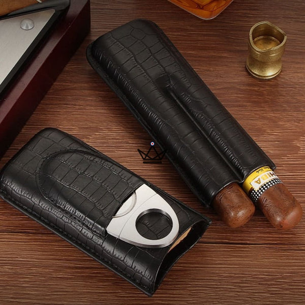 Leather cigar case with cigar cutter — Beast, Black / 2 Cigars