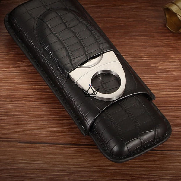 Leather cigar case with cigar cutter — Beast – 8/12