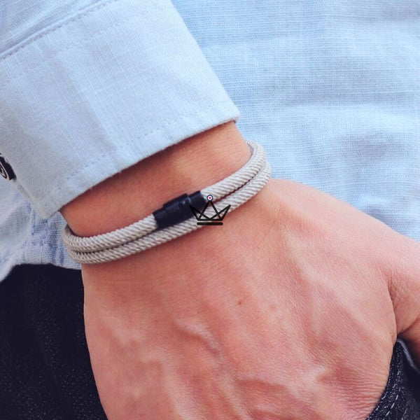 Bracelet cordon minimaliste à fermoir magnétique — ELEMENTARY, 1 bracelet / Gris argent / XS - 16.5 cm