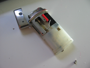 Comment réparer un briquet chalumeau : guide complet pour amateurs de cigares