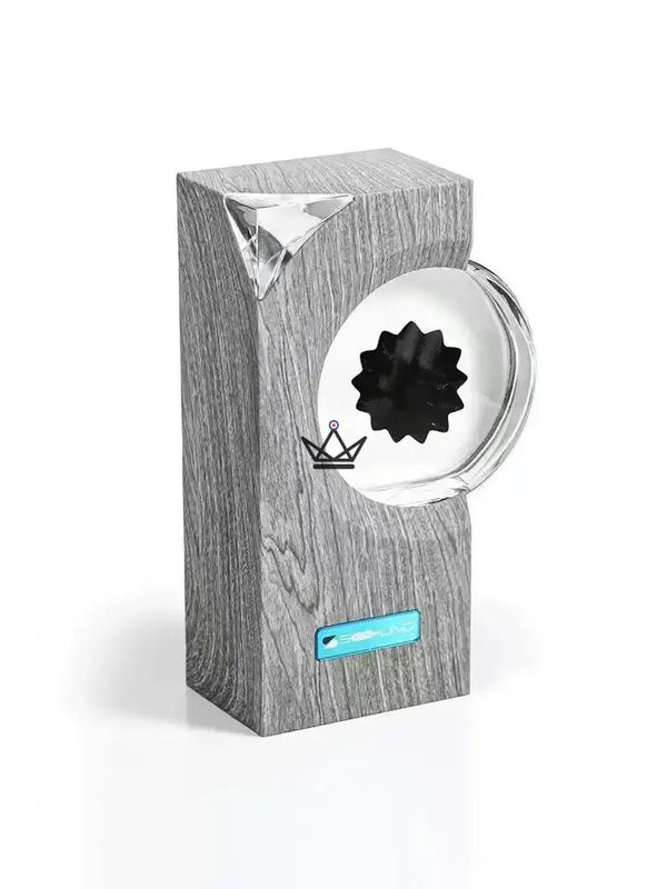 Ferrofluid speaker that dances to the rhythm of the music - ONDA
