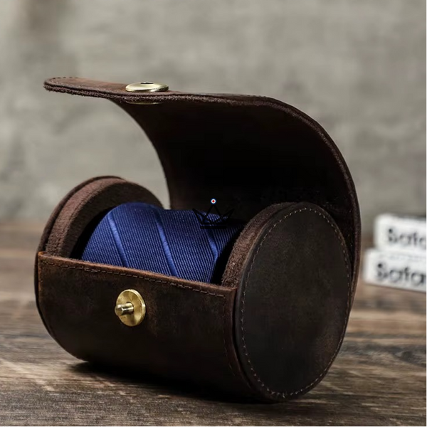 Personalisierbares Krawattenetui aus Leder, für 1 oder 2 Krawatten - ASCOT Traveler