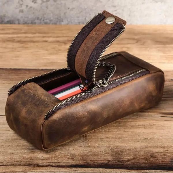Personalizable Leather Pouch - Pencils & pens - VOYAGEUR Sketch
